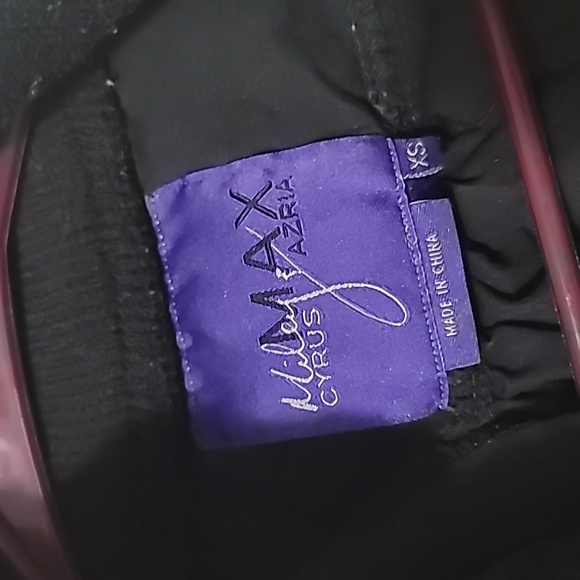 Miley Max Quarter Sleeve Cropped Jacket - Picture 5 of 9